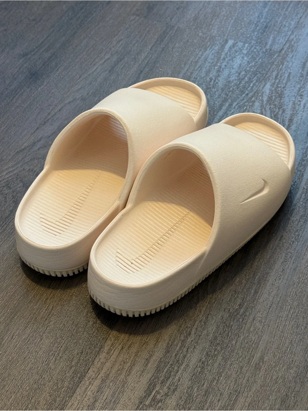 Nike Calm Slide Sandals in Guava Ice - M4/W5